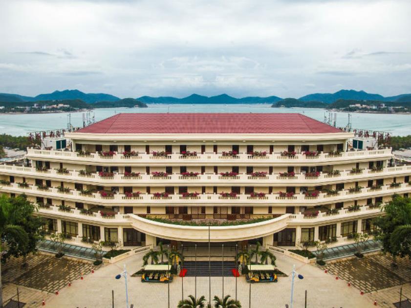 Yuhuayuan Seaview Hotel Sanya Bagian luar foto